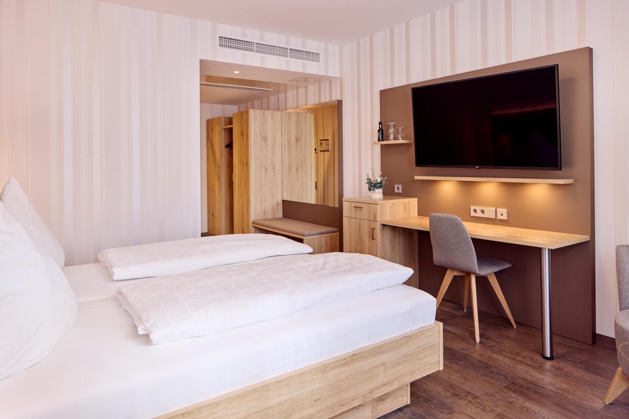 Hotel Zum Schiff Фрайбург Екстериор снимка