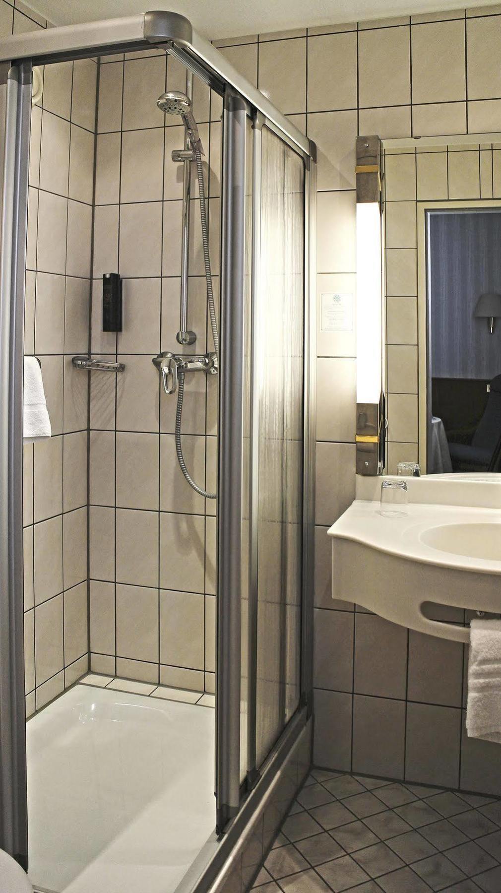 Hotel Zum Schiff Фрайбург Екстериор снимка